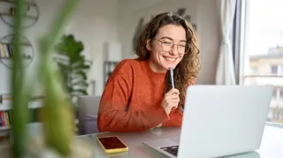 How to Explain 20+ Years of Experience on Your Resume
